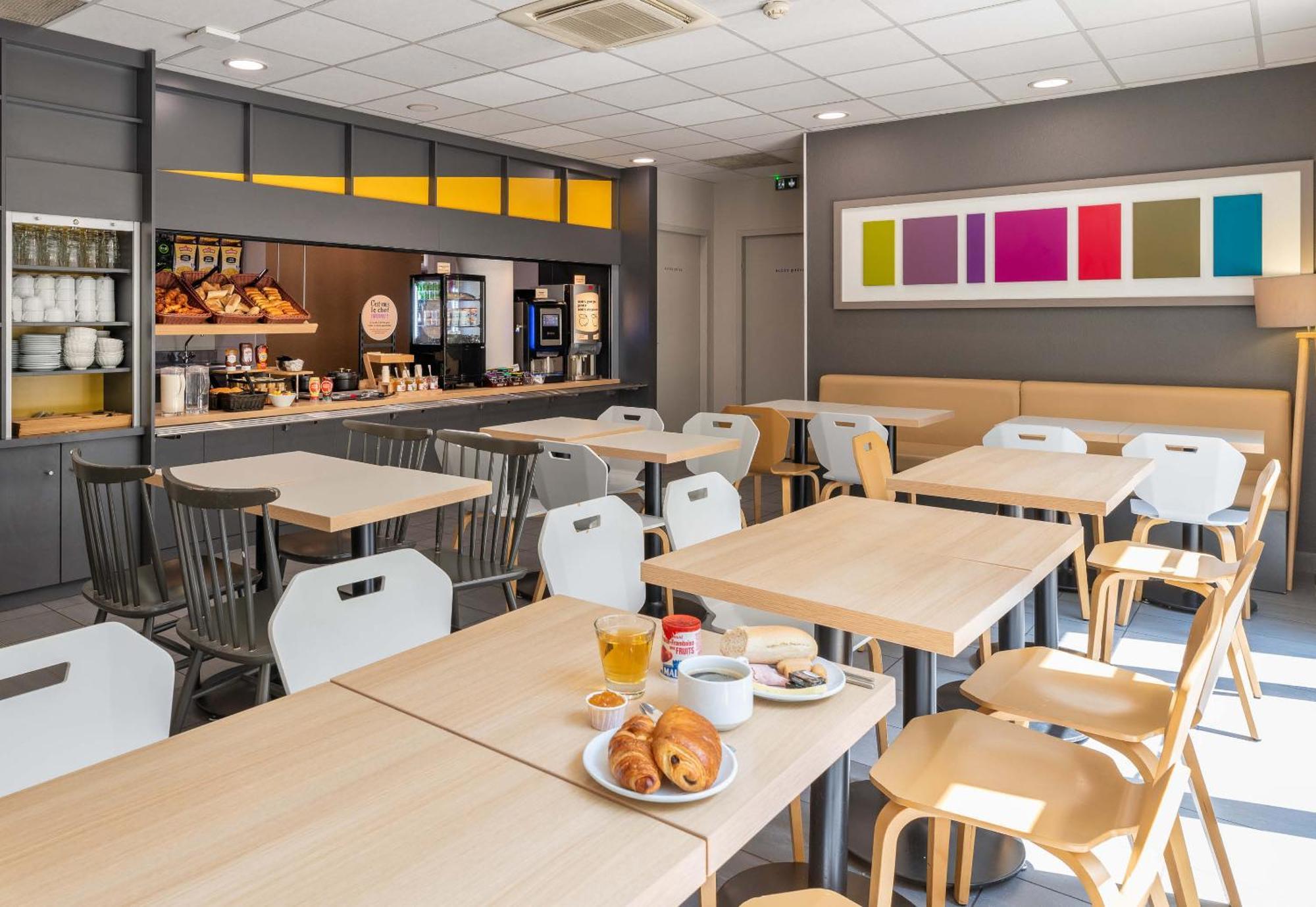 B&B Hotel Lyon Caluire Cite Internationale Екстер'єр фото