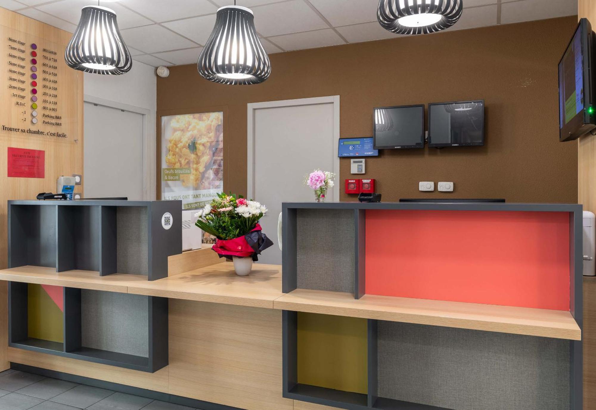 B&B Hotel Lyon Caluire Cite Internationale Екстер'єр фото